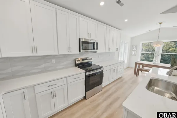 $849,000 | 527 West Sothel Street, Kill Devil Hills, NC 27948