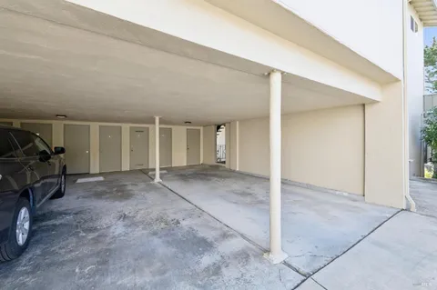 $1,395,000 | 175 Upper Via Casitas, Unit 26, Greenbrae, CA 94904