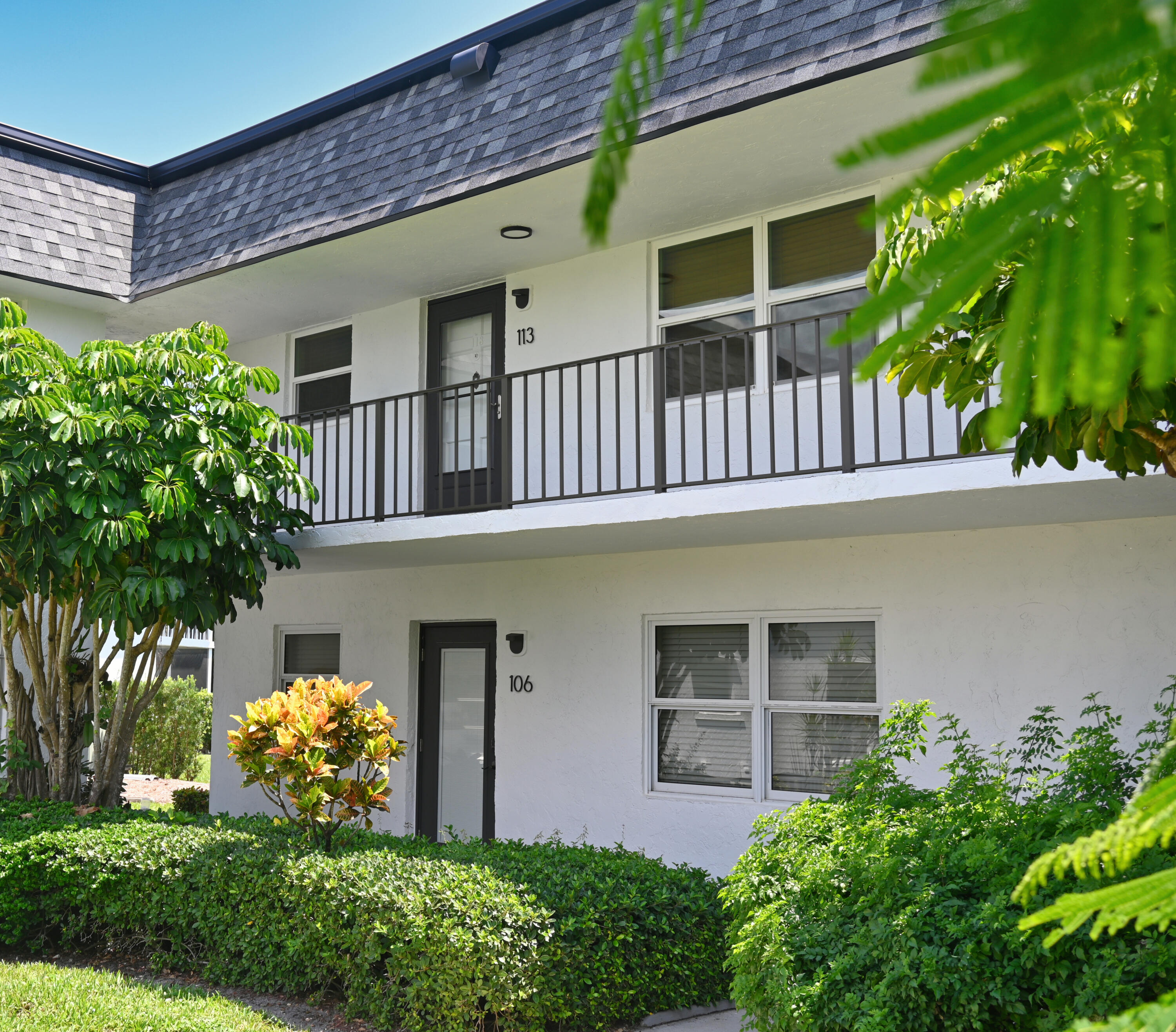 1100 East Indiantown Road, Unit 113 Jupiter, FL 33477 - Photo 1 of 36 NZ5_5147