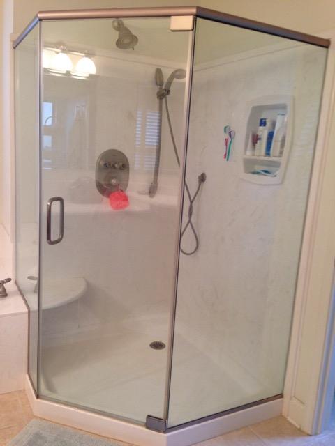 4556 Redbud Trail Niceville, FL 32578 - Photo 8 of 41 a bathroom with a shower