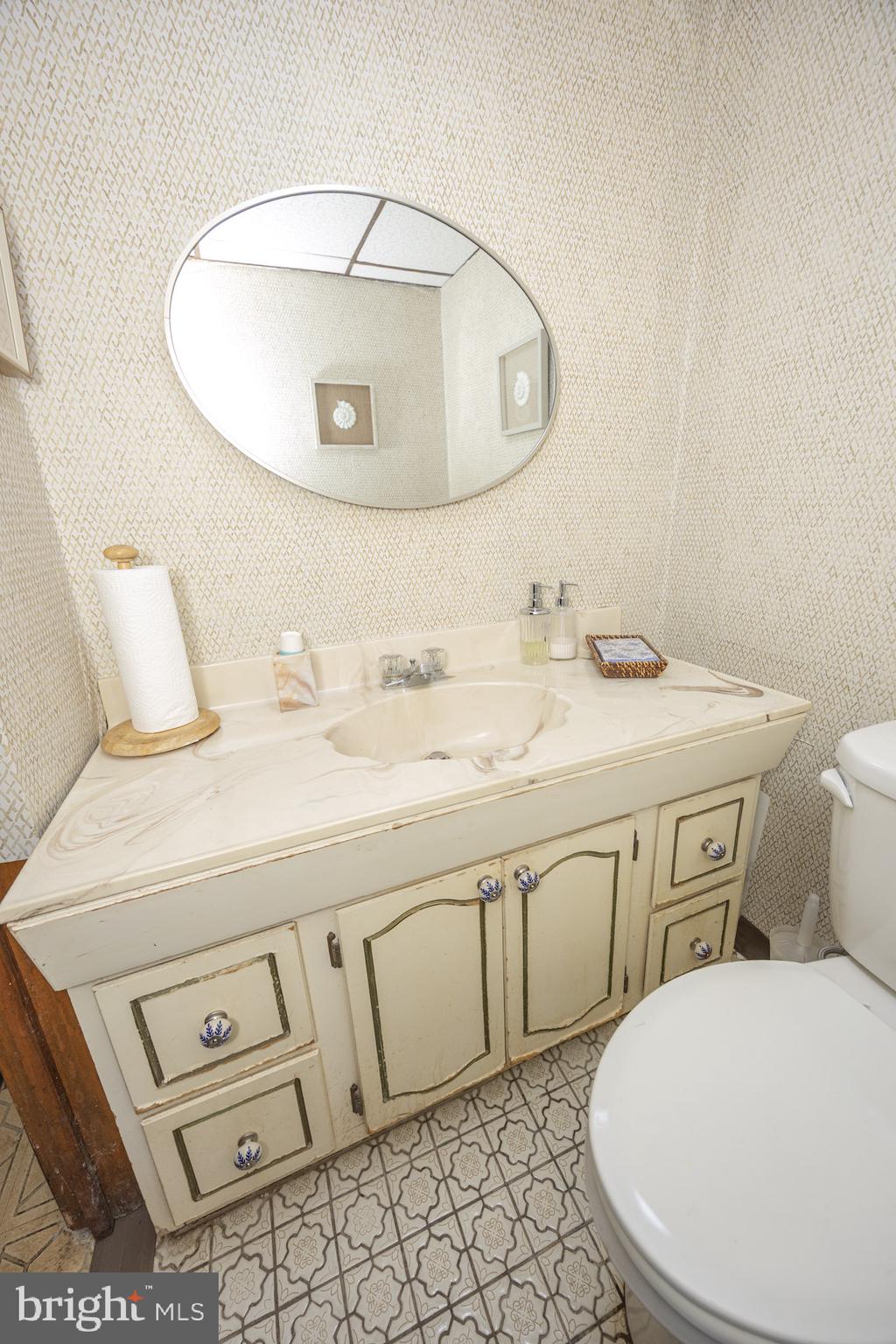 1573 Beverly Road Philadelphia, PA 19138 - Photo 34 of 36 Gallery Image 34