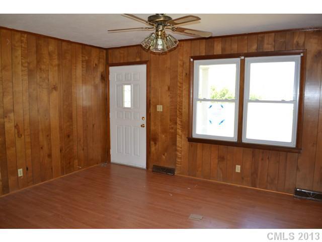 6161 Little Mountain Road Clover, SC 29710 - Photo 3 of 10 Gallery Image 3