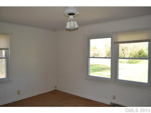 6161 Little Mountain Road Clover, SC 29710 - Photo 6 of 10 Gallery Image 6