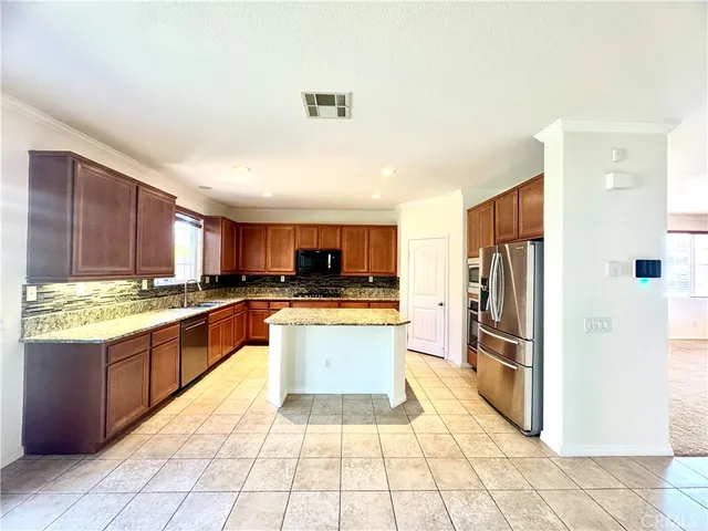 $3,800 | 26294 Norma Jean Place, Murrieta, CA 92563