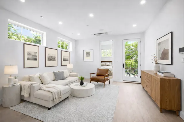 $1,295,000 | 1073 Willoughby Avenue, Unit 4B | Bushwick