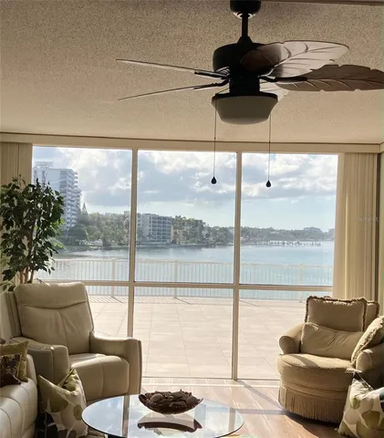 $524,900 | 100 Pierce Street, Unit 305, Clearwater, FL 33756