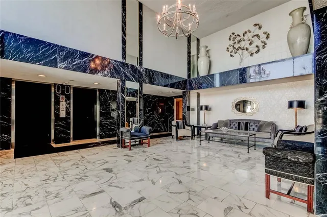 $524,900 | 100 Pierce Street, Unit 305, Clearwater, FL 33756