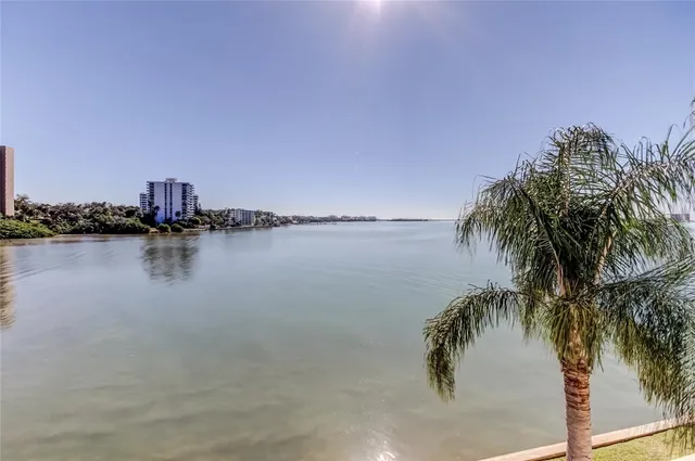 $524,900 | 100 Pierce Street, Unit 305, Clearwater, FL 33756