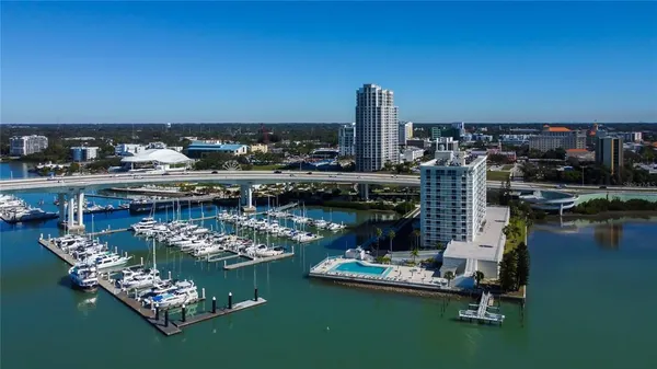 $449,900 | 100 Pierce Street, Unit 305, Clearwater, FL 33756