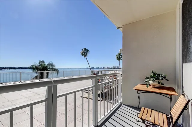 $524,900 | 100 Pierce Street, Unit 305, Clearwater, FL 33756