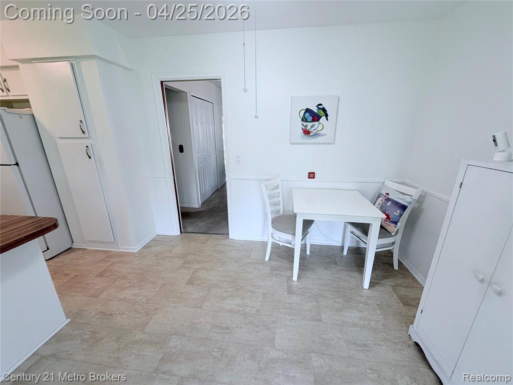 1376 Williamsburg Road Flint, MI 48507 - Photo 18 of 37 Gallery Image 18