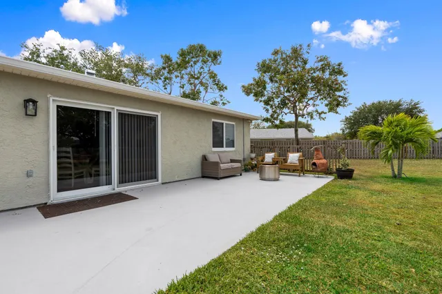 $339,000 | 1967 Southeast West Dunbrooke Circle, Port St. Lucie, FL 34952