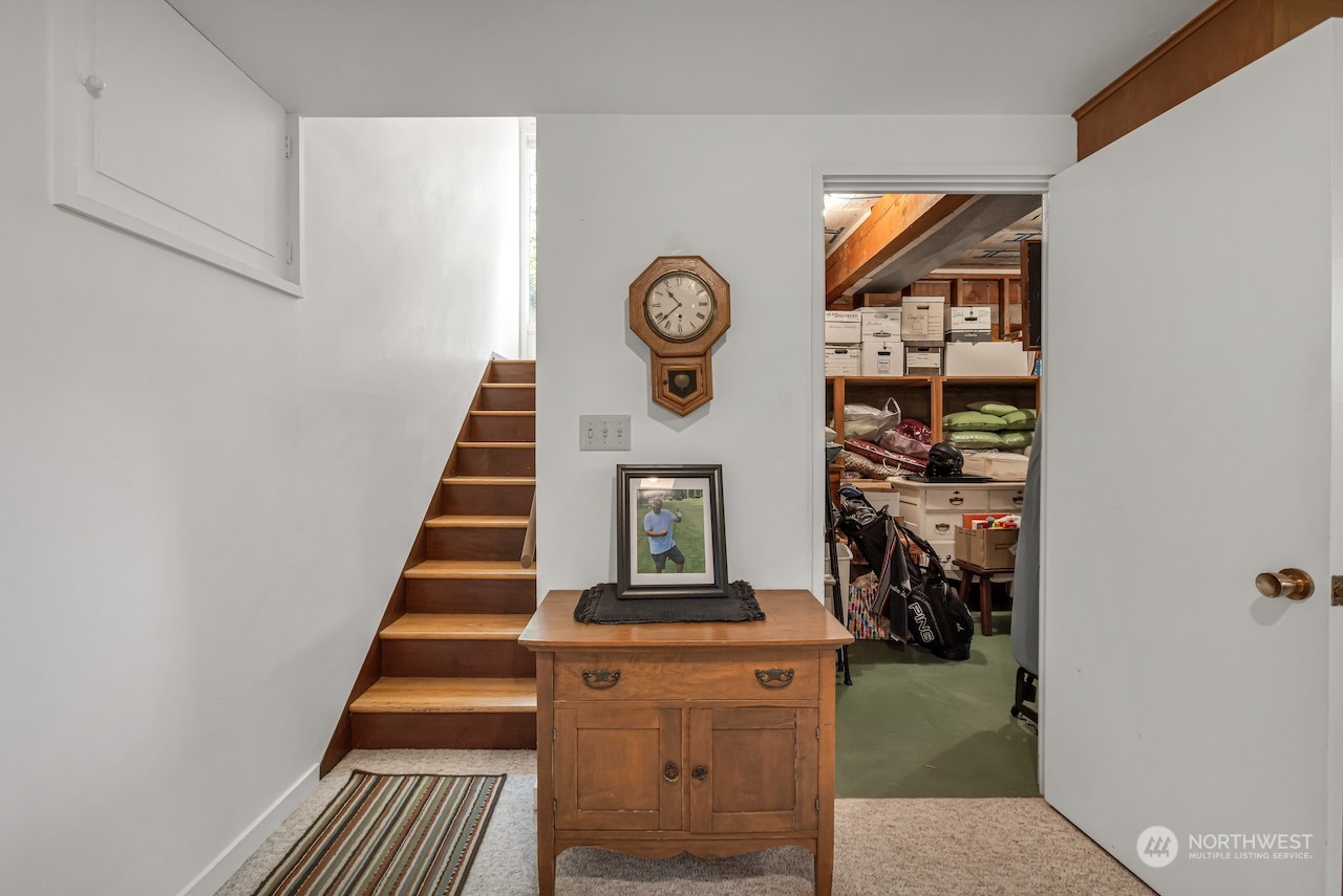 234 Middlefield Road Bellingham, WA 98225 - Photo 33 of 36 a view of entryway with stairs
