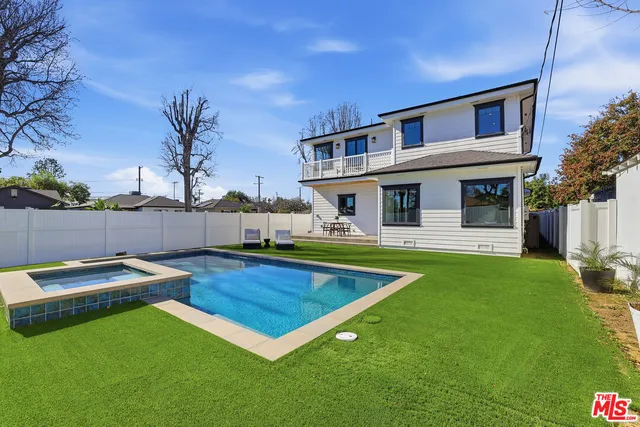 $1,718,000 | 6032 Goodland Avenue, North Hollywood, CA 91606