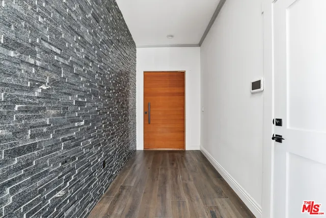 $1,718,000 | 6032 Goodland Avenue, North Hollywood, CA 91606