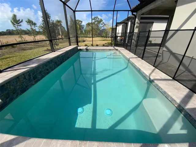$827,500 | 6319 Crested Eagle Lane, Nokomis, FL 34275