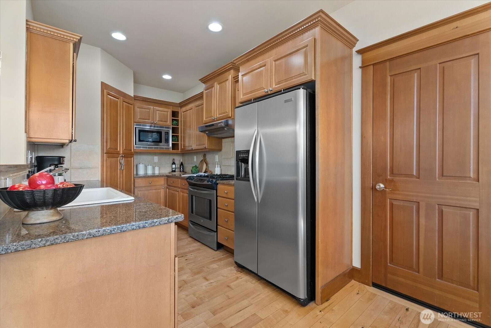 822 235th Place Southeast Bothell, WA 98021 - Photo 13 of 35