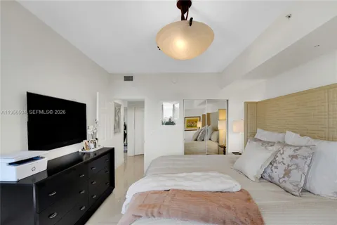 $1,350,000 | 3100 North Ocean Boulevard, Unit 606, Fort Lauderdale, FL 33308