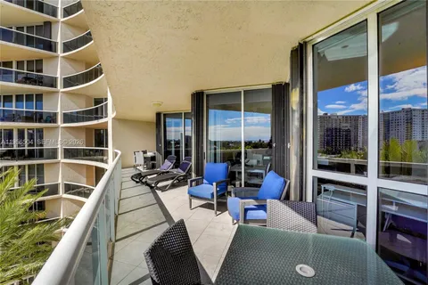 $1,350,000 | 3100 North Ocean Boulevard, Unit 606, Fort Lauderdale, FL 33308
