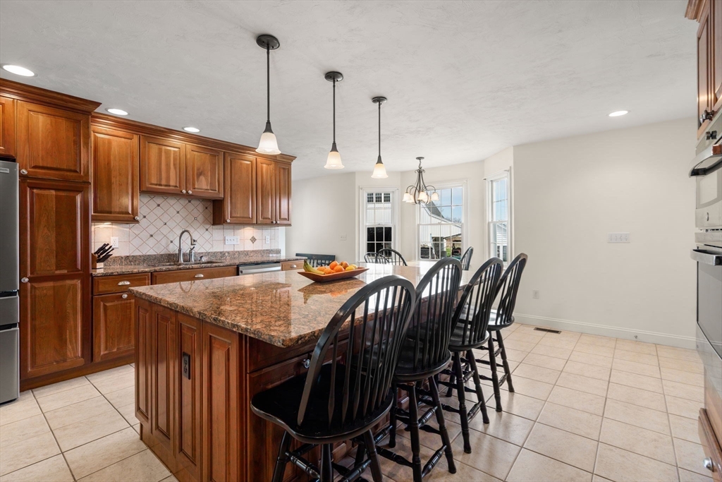 63 Uxbridge Road Sutton, MA 01590 - Photo 9 of 42