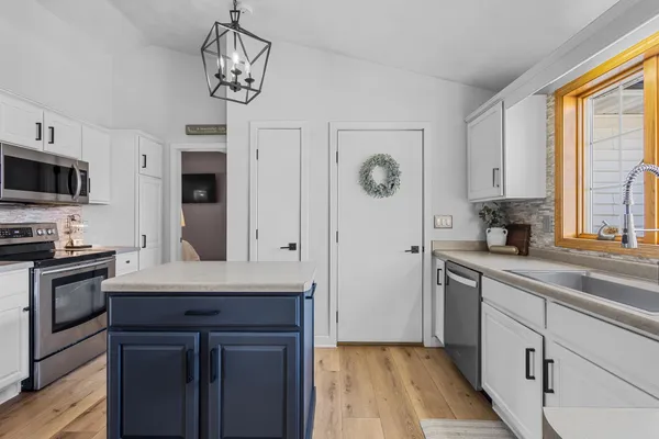 $439,900 | N1778 Hyacinth Lane, Greenville, WI 54942