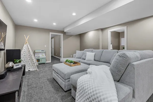 $439,900 | N1778 Hyacinth Lane, Greenville, WI 54942