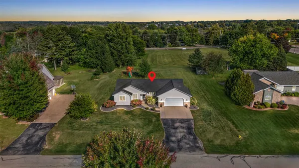 $439,900 | N1778 Hyacinth Lane, Greenville, WI 54942
