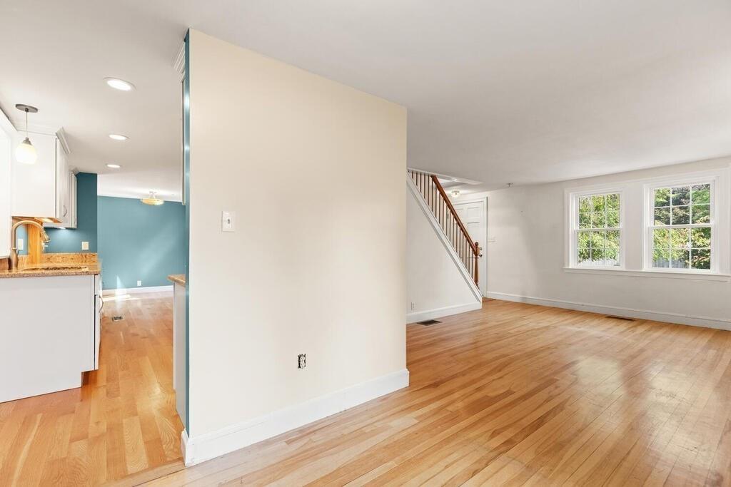 15 Elmhurst Road Stoneham, MA 02180 - Photo 12 of 32 Gallery Image 12