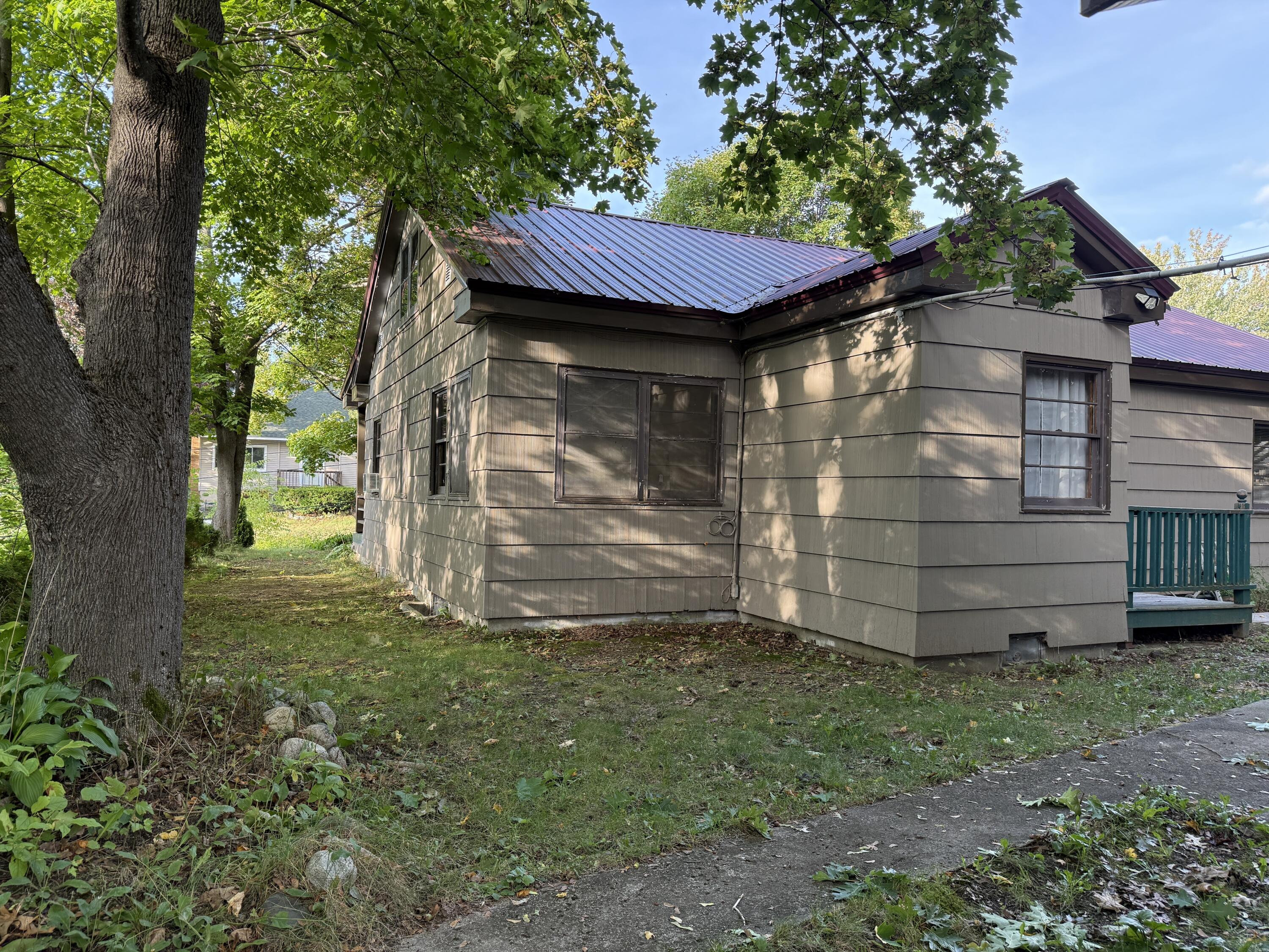 26 Pleasant Street Millinocket, ME 04462 - Photo 27 of 42 IMG_20250910_194913