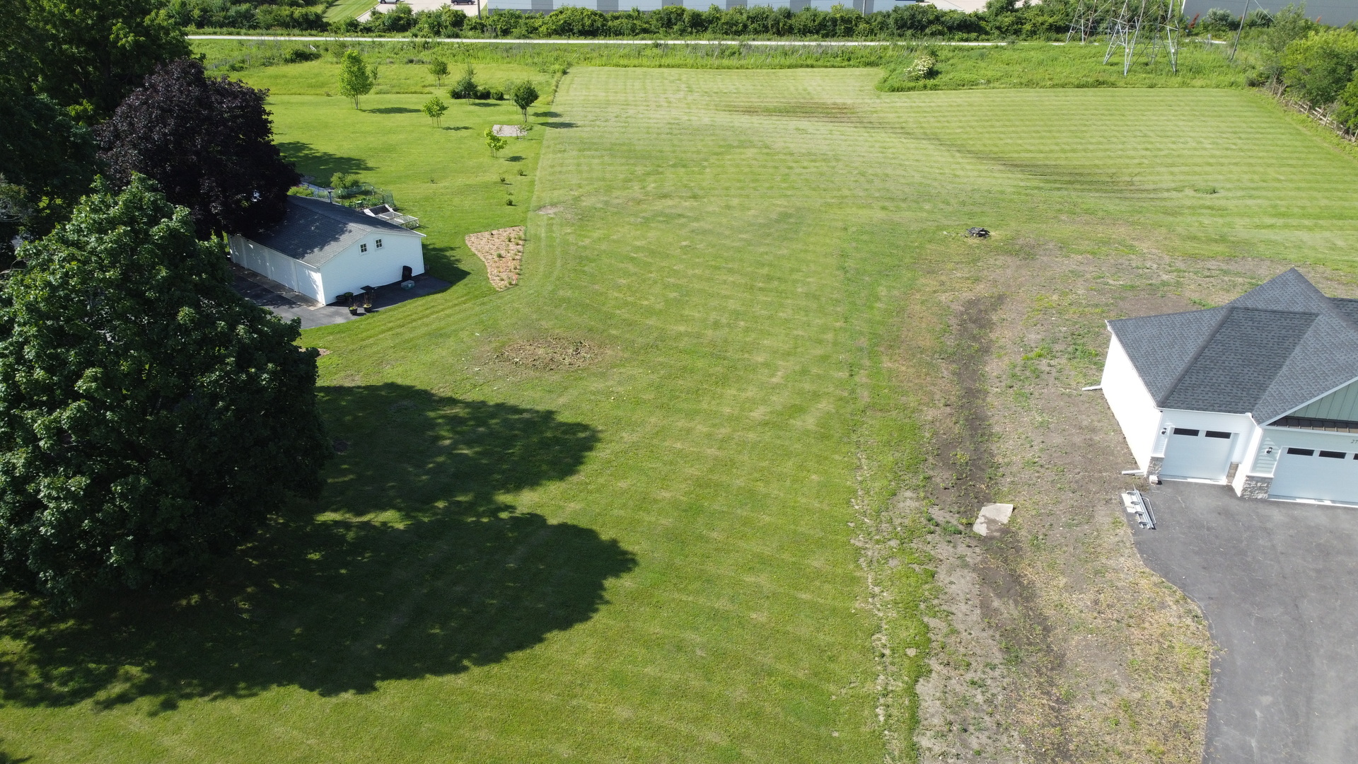 2740 Molitor Road Aurora, IL 60502 - Photo 1 of 15 Gallery Image 1