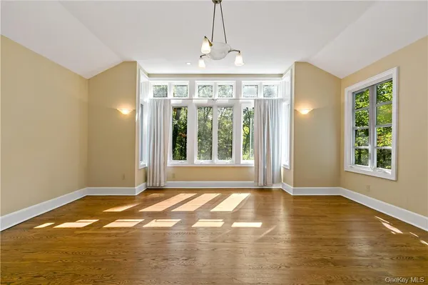 $4,400 | 1455 Maiden Lane, Yorktown Heights, NY 10598