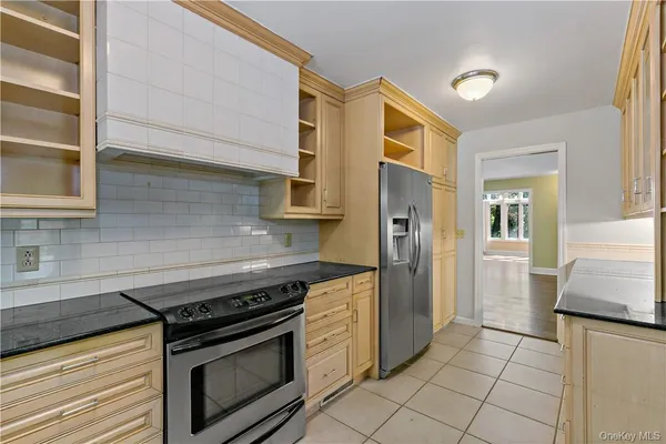 $4,400 | 1455 Maiden Lane, Yorktown Heights, NY 10598