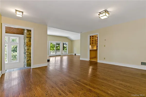 $4,400 | 1455 Maiden Lane, Yorktown Heights, NY 10598