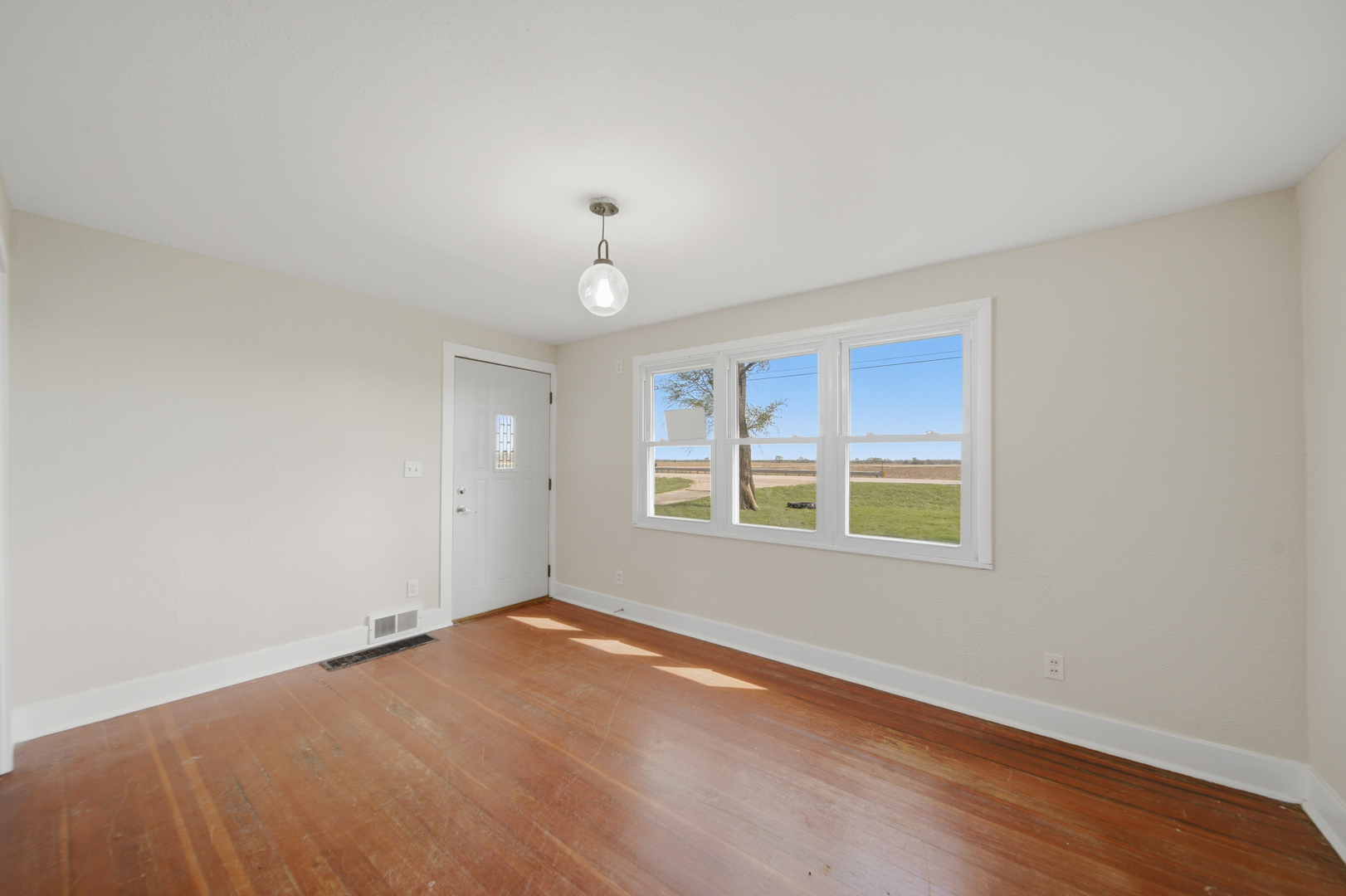 12228 Black Road Morrison, IL 61270 - Photo 10 of 31