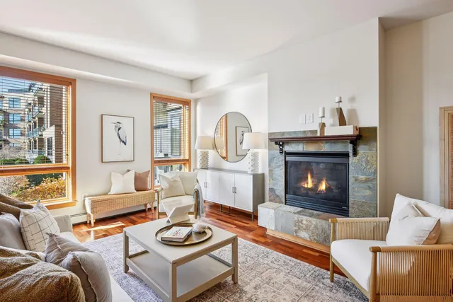 $805,000 | 4201 Sunset Drive, Unit N220, Spring Park, MN 55384