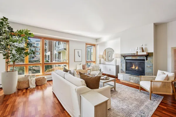 $805,000 | 4201 Sunset Drive, Unit N220, Spring Park, MN 55384