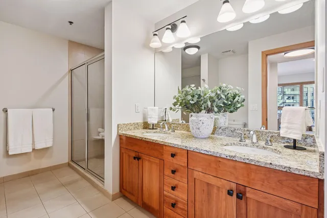 $805,000 | 4201 Sunset Drive, Unit N220, Spring Park, MN 55384