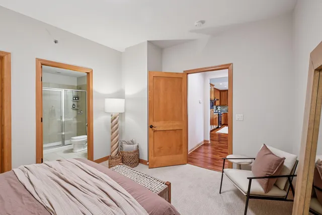 $805,000 | 4201 Sunset Drive, Unit N220, Spring Park, MN 55384