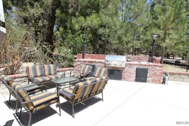 $325,000 | 40751 North Shore Lane, Unit 134, Fawnskin, CA 92333