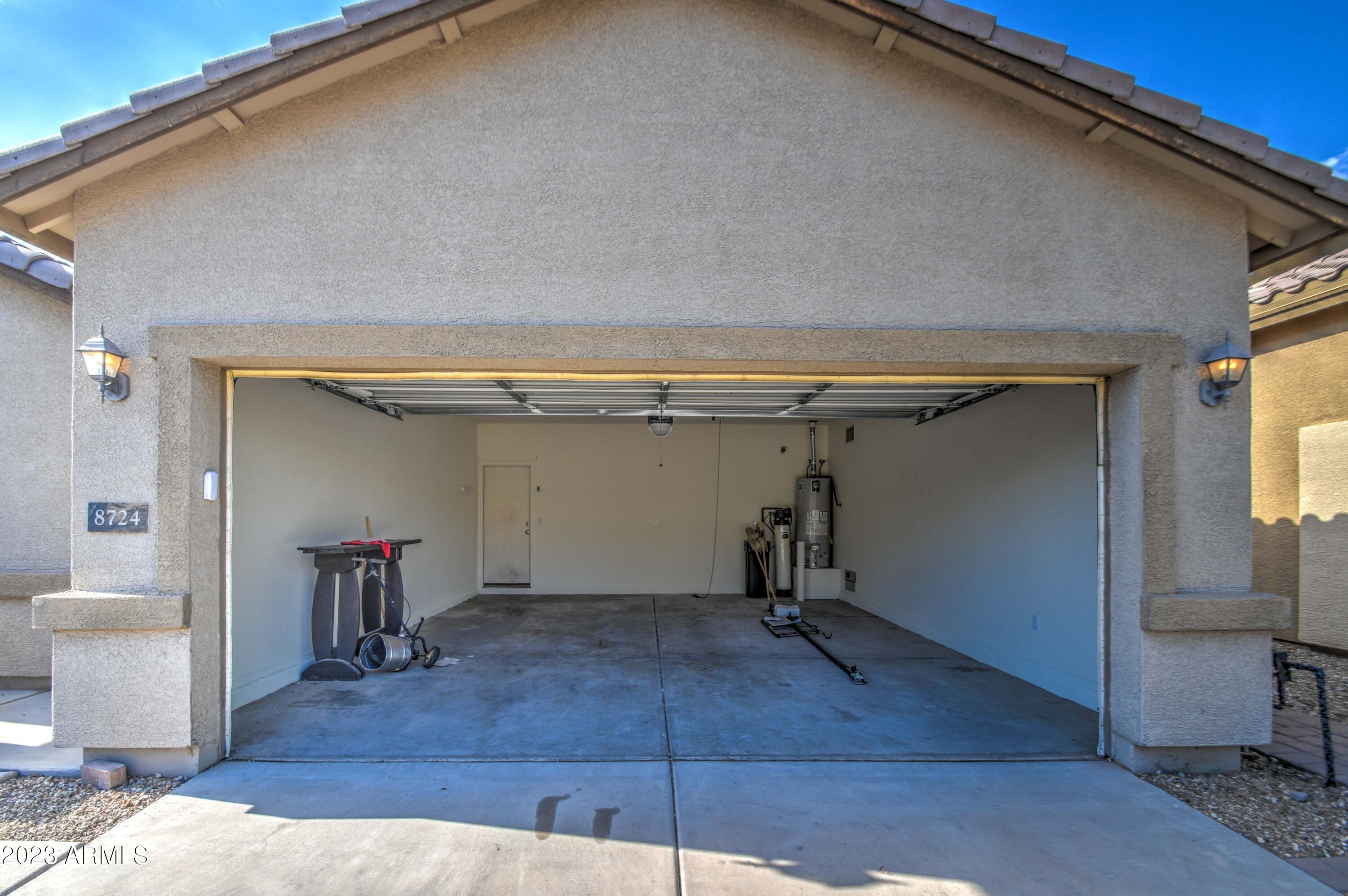 8724 West Cordes Road Tolleson, AZ 85353 - Photo 38 of 42 Garage