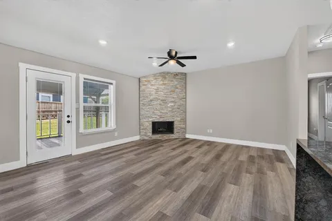 $315,000 | 716 River Hill Lane, Fort Worth, TX 76114