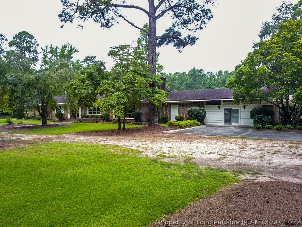 405 B T Road Lumberton, NC 28358 - Photo 4 of 26 Gallery Image 4