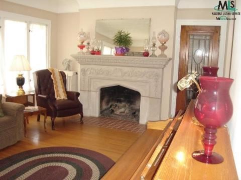 3555 Yorkshire Road Detroit, MI 48224 - Photo 3 of 9 662834-2.JPG