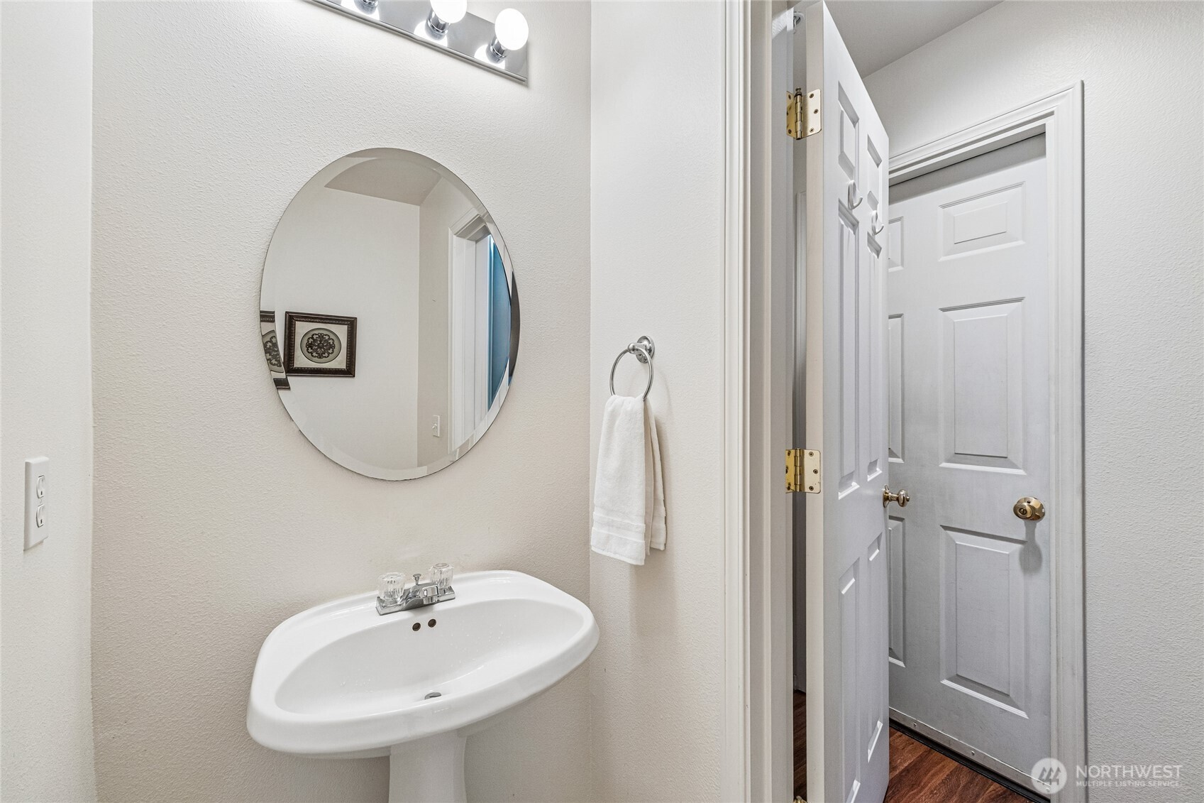 11899 Northeast 163rd Place Bothell, WA 98011 - Photo 26 of 37