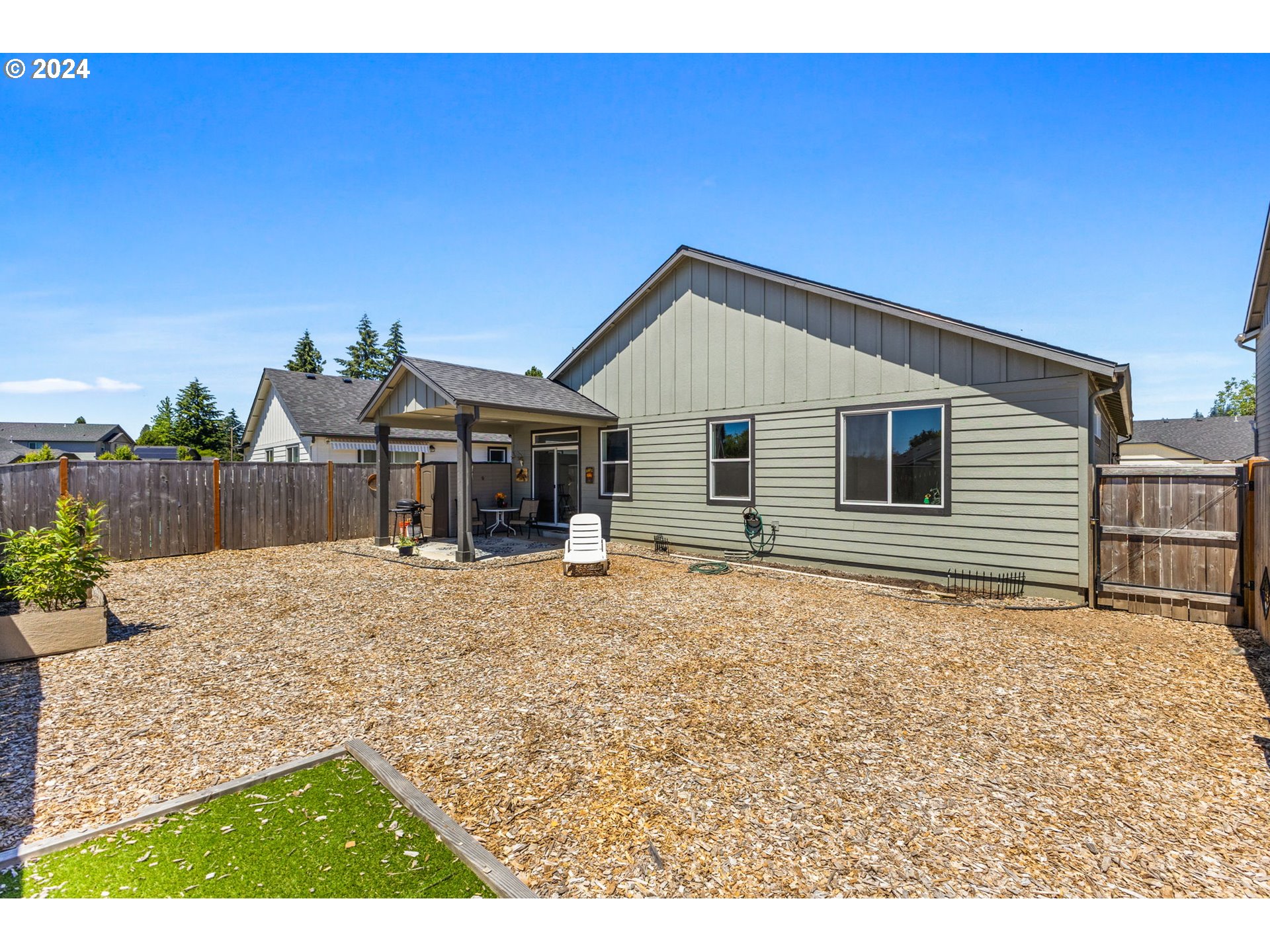 2262 Gleanns Way Lebanon, OR 97355 - Photo 27 of 36 Gallery Image 27