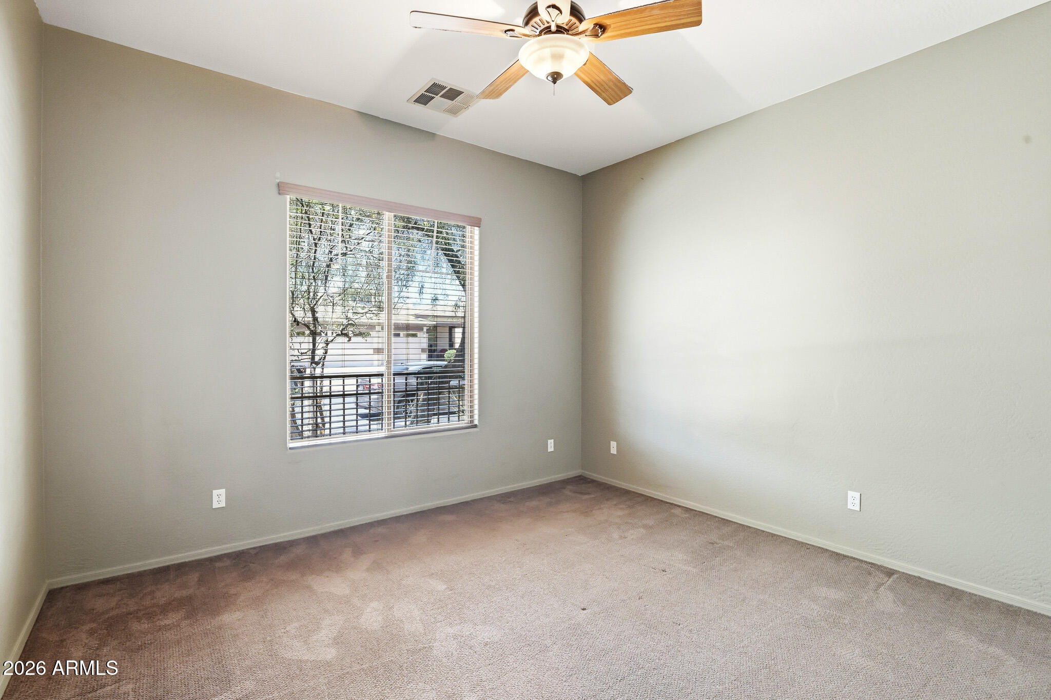 18185 West Rimrock Street Surprise, AZ 85388 - Photo 19 of 32 18185_W_Rimrock_St_Surprise_AZ_85388_023
