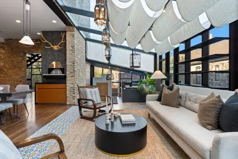 $4,850,000 | 1646 North Leavitt Street, Chicago, IL 60647