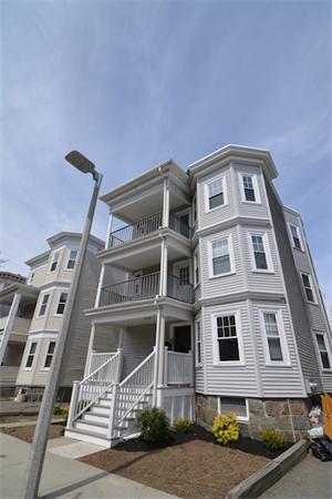 104 King Street, Unit 2 Boston, MA 02122 - Photo 24 of 29 a front view of a building