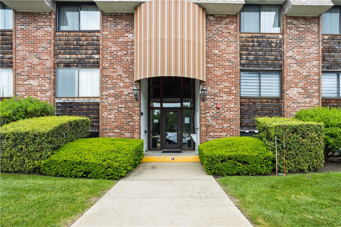 510 Child Street, Unit 105B Warren, RI 02885 - Photo 1 of 28