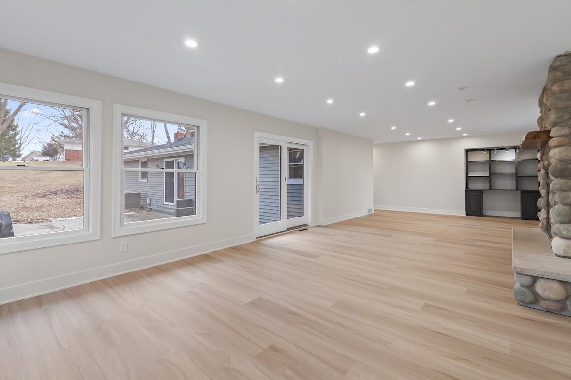 N56W36792 Cherokee Road Oconomowoc, WI 53066 - Photo 33 of 45 N56W36792 Cherokee Rd 43